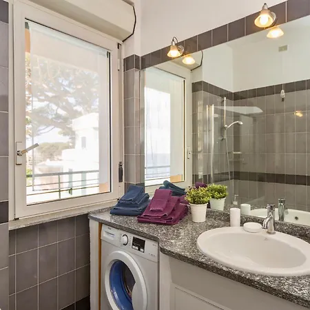 Nervi House - Lovely Sea View شقة *